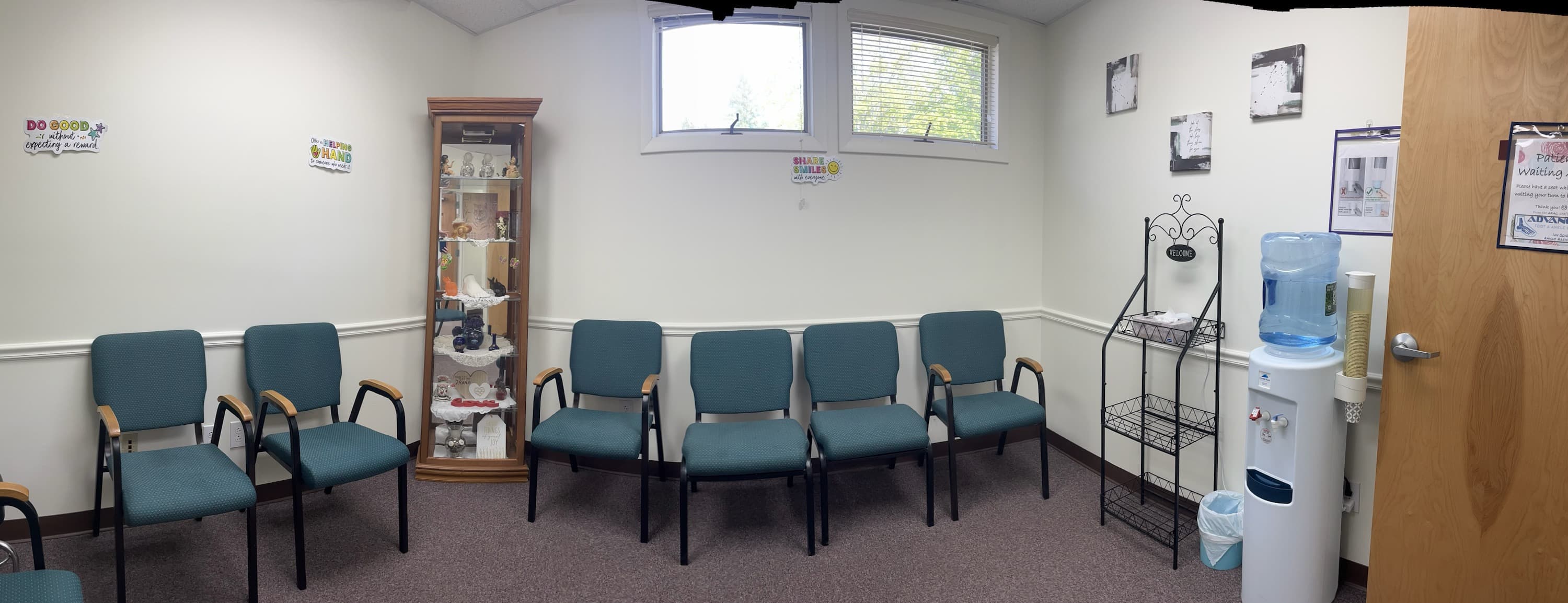 Patient-waiting-room